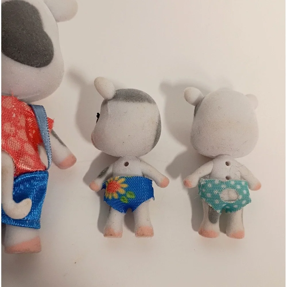 Honey Bee Acres‎ Cloverberrys Cow Family Set of Four Small Toys